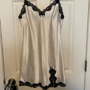 victoria’s secret slip